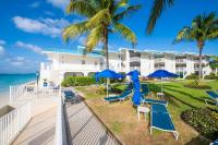 Cayman Reef Resort #52 on 7 Mile Beach - B&B George Town