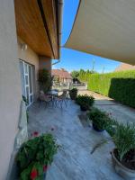 Lona - Apartman - Ferienwohnung Szőlősgyörök