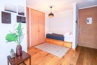 HOM I Depto 1D1B, WiFi, Estacionamiento, Piscina temperada, Calefacción Central - Chambres d'hôtes Puerto Varas