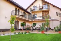 Barackvirág Apartmanház - B&B