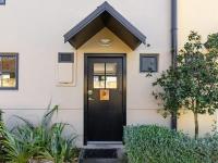 CBD Retreat, Three Bedroom Apartment - B&B Blenheim