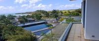 Ocean and Golf Apartment, Azuri Sea view & Sunrise - B&B Roches Noire