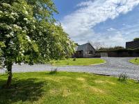 Osprey Lodge 8 with Hot Tub - B&B Newton Stewart