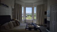 Triple Room with City View