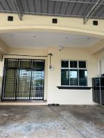 Aii Minsu - Bed and Breakfast Kluang