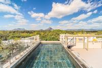 Pearly - 2 Chambres et Piscine - Rooftop Vue Mer - Bed and Breakfast Flic en Flac