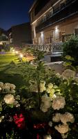 Patio Garden & Sea Home Apartments - B&B Liepāja