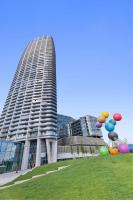 Eurovea Tower Apt 3 River View - B&B Bratislava