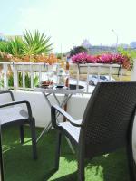 close to beaches, Luxe fully equipped, Cosy comfort Sunlit balconies - B&B Is-Sellum