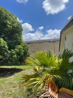 Serene 3-Bedroom renovated house with AC in Fort Laudable - B&B Fort Lauderdale