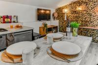 T2 Chalets cosy central Canal du Midi Toulouse - B&B Toulouse