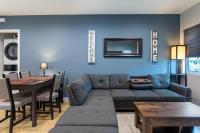 Cozy Spanish Duplex Near Studios - Bed and Breakfast Burbank