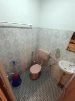 Zimmer mit Kingsize-Bett