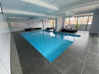 17th-Floor 1BR with Pool & City View near Yaya Centre - Ferienwohnung Nairobi