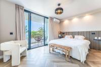 Modern Andalusian 2BR in MIjas Golf Pool & BBQ - Bed and Breakfast Santa Fe de los Boliches