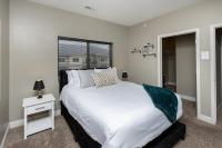 Stylish & Spacious, Pool, Nintendo Switch, King bed - Ferienwohnung West Des Moines
