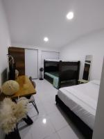 Plaza De Bolívar - B&B Pereira
