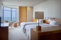 Tweepersoonskamer met 2 Aparte Bedden en Eigen Badkamer