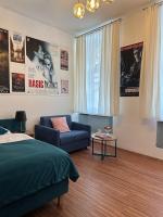 PostersApt2-Cozy Cinema Vibes - Ferienwohnung Wien