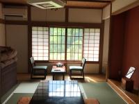 Standaard Tweepersoonskamer met 2 Aparte Bedden - Uitzicht op de Tuin