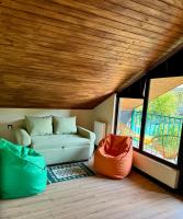 Dei House - დეი ჰაუსი - Chambres d'hôtes Ambrolauri