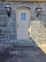 Cozy School House Retreat in Foynes - Bed and Breakfast Foynes