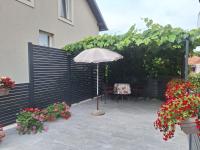 Apartment mit Terrasse