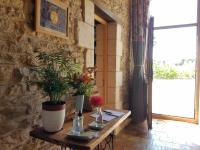 La Vieille Gorce Chambres d'Hôtes near Civray - B&B Asnois