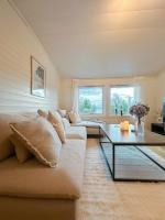 Håkøya Apartment, adskilt leilighet i hus, egen inngang - B&B Tromsø