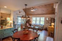 Sweetwater Cottage - Private Cottage Tucked in the Woods - WJ & Boone - River Access - B&B West Jefferson