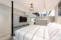 Two-Bedroom Apartment with Terrace 1304