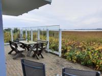Ferienhaus am Boddenufer mit freiem Boddenblick - Chambres d'hôtes Vieregge