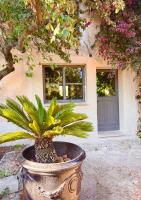 LE DOMAINE D AMBRE La maison des Ecuries - B&B Vauvert