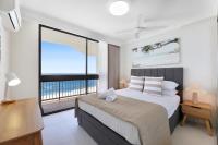 Stylish Apartment with Ocean Views & Amenities - B&B Gold Coast