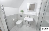Family & Contractor Friendly 3 bed house Sleeps 6 in Maidenhead - Ferienwohnung Maidenhead