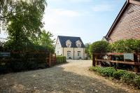 Relaxing Countryside Retreat with Garden & Parking - Bed and Breakfast Pencoyd