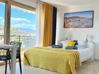 My Resid Appart Marina vue la Colline des Mimosas - B&B Mandelieu-la-Napoule