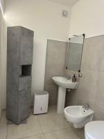 Camera Doppia con Letti Singoli con Bagno Privato 