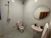 Einzelbett im Schlafsaal