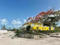 Waterfront 2-BR Home in Providenciales - B&B Providenciales