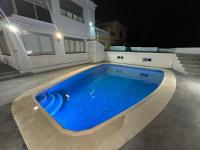 Bonito Chalet en Benidorm, negocios, estudios, salud - B&B Benidorm