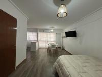 Tokio, urbano y confortable - B&B La Plata