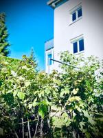 City, See, Ruhe - Bodensee Apartment - B&B Lochau