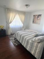Gorgeous Villa with Private Heated Pool - B&B Cronese Valley