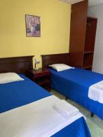 Chambre Double ou Lits Jumeaux avec Salle de Bains Privative
