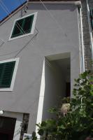 Apartman Kristina, studio i soba - Bed and Breakfast Primošten