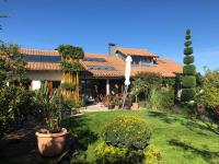 Landhaus mit parkähnlichem Garten am Feldrand - B&B Grünkraut