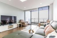 Luxury 2B Oasis Panoramic City Views 1 Car Park - Chambres d’hôtes Sydney