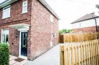 Halford House 3 Bed Town Centre Home from Home with Parking for 2 cars Prime Location Tamworth - Chambres d’hôtes Tamworth