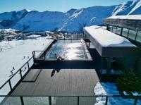 Ski In Ski Out Tiamo apartment 402 at Gudauri Loft Hotel - B&B Gudauri